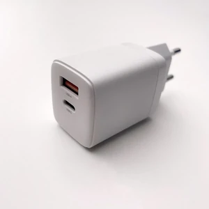 Зарядний пристрій oneLounge 1Power PD 20W USB-C + USB-A для iPhone | iPad | MacBook M1 - Фото 3