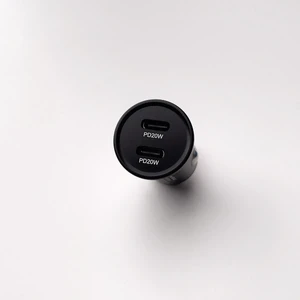 Автомобильная зарядка oneLounge 1Power PD 40W 2x USB-C для iPhone | MacBook M1 | iPad - Фото 4
