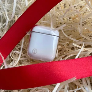 Пластиковый чехол oneLounge 1Silicol для AirPods 1 | 2 - Фото 6