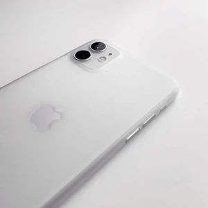 Супертонкий чохол oneLounge 1Thin 0.35mm White для iPhone 11