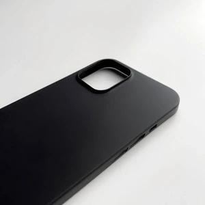 Супертонкий чехол oneLounge 1Thin 0.35mm Black для iPhone 12 Pro Max  - Фото 1