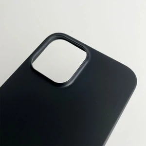 Супертонкий чохол oneLounge 1Thin 0.35mm Black для iPhone 13 - Фото 8