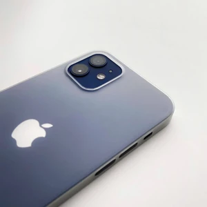 Супертонкий чехол oneLounge 1Thin 0.35mm White для iPhone 12 | 12 Pro
