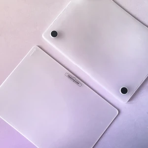 Чохол-накладка oneLounge 1Thin для MacBook Pro 16" M3 | M2 | M1 | M1 White - Фото 7