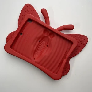 Детский чехол iLoungeMax Cartoon Butterfly Red для Apple iPad 9 | 8 | 7 10.2" (2021 | 2020 | 2019) | Air 3 10.5" | Pro 10.5" - Фото 6