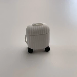 Чехол iLoungeMax Cute Suit Сase White для AirPods 1 | 2 - Фото 2
