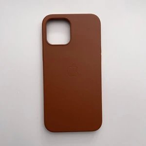 Кожаный чехол iLoungeMax Genuine Leather Case MagSafe Saddle Brown для iPhone 12 Pro Max ОЕМ - Фото 6