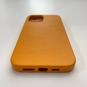 Кожаный чехол iLoungeMax Genuine Leather Case MagSafe California Poppy для iPhone 12 Pro Max ОЕМ - Фото 5
