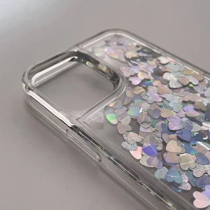Защитный чехол с жидкими блестками iLoungeMax Glitter Heart-Shaped Sequins для iPhone 12 | 12 Pro - Фото 3