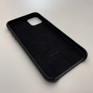 Кожаный чехол iLoungeMax Leather Case Black для iPhone 11 Pro Max OEM (MX0E2) - Фото 7