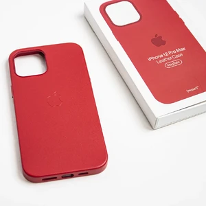 Кожаный чехол iLoungeMax Leather Case MagSafe Red для iPhone 12 Pro Max OEM (с поддержкой анимации) - Фото 3