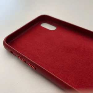 Кожаный чехол iLoungeMax Leather Case RED для iPhone XS Max OEM (MRWQ2) - Фото 4