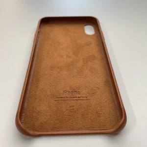 Кожаный чехол iLoungeMax Leather Case Saddle Brown для iPhone XS Max OEM (MRWV2) - Фото 4