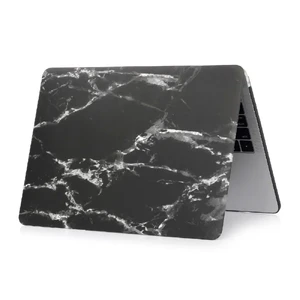 Мармуровий чохол iLoungeMax Marble Black | White для MacBook Pro 16" (2019) - Фото 2