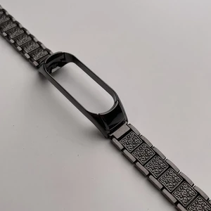 Ремешок iLoungeMax Metal Strap Black для Xiaomi Mi Band 3 | 4 - Фото 4