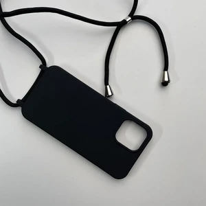 Силиконовый чехол на шнурке iLoungeMax Shoulder Strap Black для iPhone 12 Pro Max - Фото 4