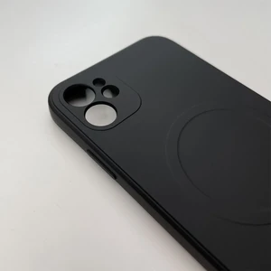 Черный силиконовый чехол iLoungeMax Silicone Case Full Camera Protective Black для iPhone 11 - Фото 5