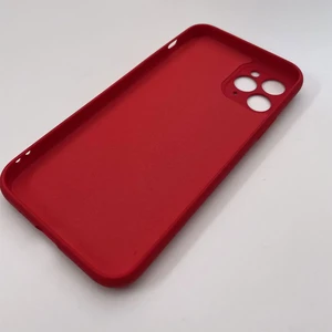 Силиконовый чехол iLoungeMax Silicone Case Full Camera Protective Red для iPhone 11 Pro - Фото 5