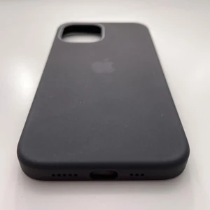 Черный силиконовый чехол iLoungeMax Silicone Case MagSafe Black для iPhone 12 | 12 Pro OEM - Фото 7