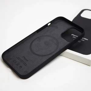 Черный силиконовый чехол iLoungeMax Silicone Case MagSafe Black для iPhone 12 Pro Max OEM - Фото 5