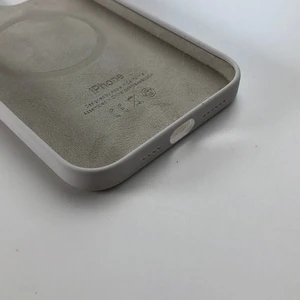 Силіконовий чохол iLoungeMax Silicone Case MagSafe White для iPhone 12 Pro Max OEM - Фото 6