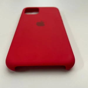 Силиконовый чехол iLoungeMax Silicone Case (PRODUCT)RED для iPhone 11 Pro OEM (MWYH2) - Фото 4