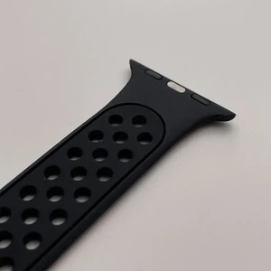 Силіконовий монобраслет iLoungeMax Solo Loop Nike Black | Black для Apple Watch 41mm | 40mm | 38mm Size L - Фото 4