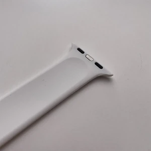 Силиконовый монобраслет iLoungeMax Solo Loop White для Apple Watch 41mm | 40mm | 38mm Size M OEM - Фото 4