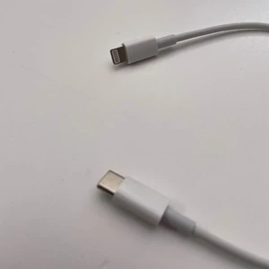Зарядний кабель для iPhone | iPad  iLoungeMax USB-C to Lightning PD 18W 0.25m - Фото 3