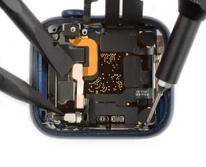 Пайка шлейфів Apple Watch SE