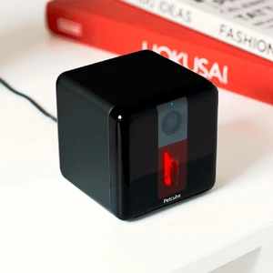 Интерактивная камера с лазером Petcube Play Carbon Black для домашних животных - Фото 6