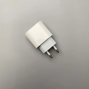 Зарядное устройство Apple USB-C Adapter 20W для iPhone | iPad (OEM) - Фото 3
