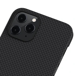 Карбоновый чехол-накладка Pitaka MagEZ Case Black | Grey для iPhone 12 Pro - Фото 3