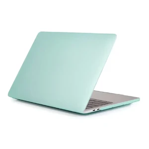 Пластиковий чохол iLoungeMax Cream Shield Mint для Macbook Air 15" M3 | M2 (2024 | 2023)