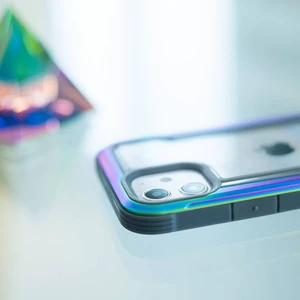 Противоударный чехол Raptic Defense Shield Rainbow для iPhone 15 - Фото 4