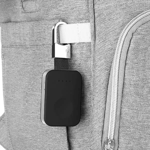 Портативный повербанк с карабином iLoungeMax Portable Charger 400mAh для Apple Watch 1 | 2 | 3 - Фото 6