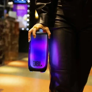 Портативна Bluetooth-колонка з підсвіткою JBL Pulse 5 Black - Фото 14
