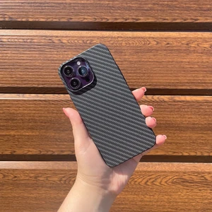 Противоударный чехол с MagSafe для iPhone 14 Plus | iLoungeMax Carbon Like (TPU) - Фото 5