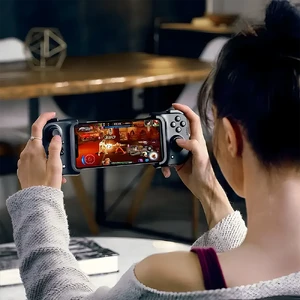 Мобильный игровой контроллер (геймпад) Razer Kishi V2 для iPhone с поддержкой зарядки - Фото 6