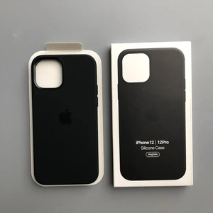 Чорний силіконовий чохол iLoungeMax Silicone Case MagSafe Black для iPhone 12 | 12 Pro OEM (з підтримкою анімації) - Фото 4