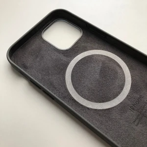 Чорний силіконовий чохол iLoungeMax Silicone Case MagSafe Black для iPhone 12 | 12 Pro OEM (з підтримкою анімації) - Фото 6