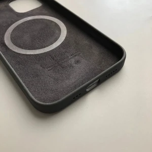 Чорний силіконовий чохол iLoungeMax Silicone Case MagSafe Black для iPhone 12 | 12 Pro OEM (з підтримкою анімації) - Фото 7