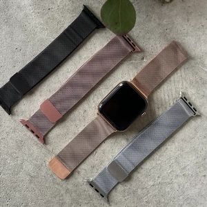 Ремешок iLoungeMax Milanese Loop Silver для Apple Watch Ultra 49mm | 45mm | 44mm | 42mm - Фото 7