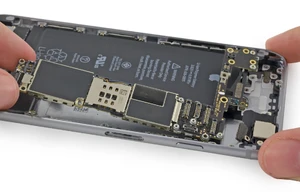 Ремонт материнской платы iPhone 6 Plus