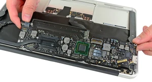 Ремонт материнской платы MacBook Air 13