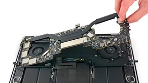 Ремонт материнской платы MacBook Pro 13