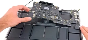 Ремонт материнской платы MacBook Pro 15