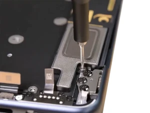 Ремонт разъема зарядки MacBook Air 13