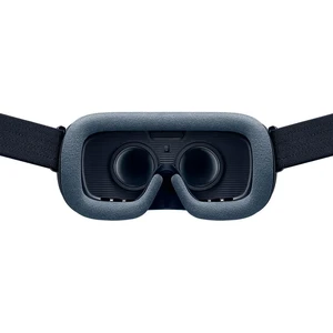 Очки виртуальной реальности Samsung Gear VR Black - Фото 4