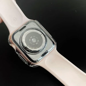Тонкий прозрачный TPU чехол oneLounge SilicolDots для Apple Watch SE 2 | SE | 6 | 5 | 4 40mm - Фото 7